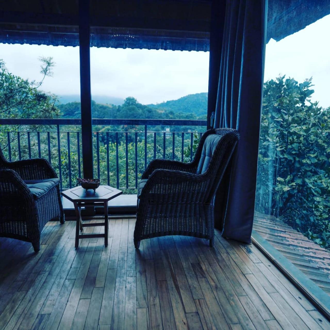 Barsati Ranches Villa ไวทีรี ภายนอก รูปภาพ